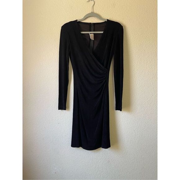 Tadashi wrap front‎ ruched side mini dress with long sleeves size 4 - Picture 1 of 9